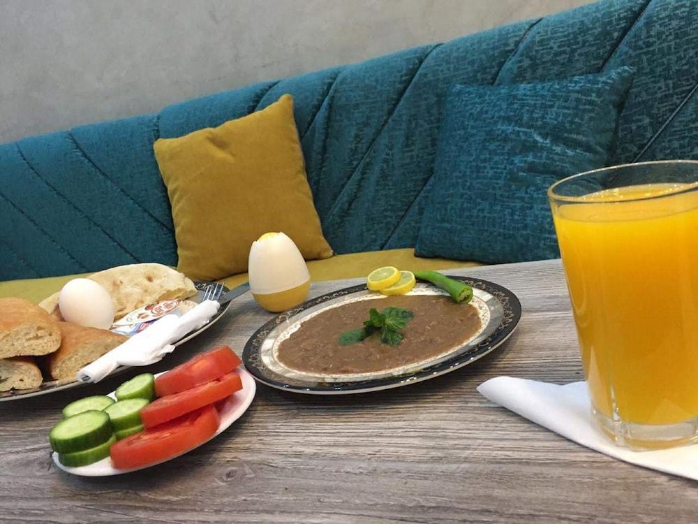 Minerva Downtown Hostel Каїр Екстер'єр фото